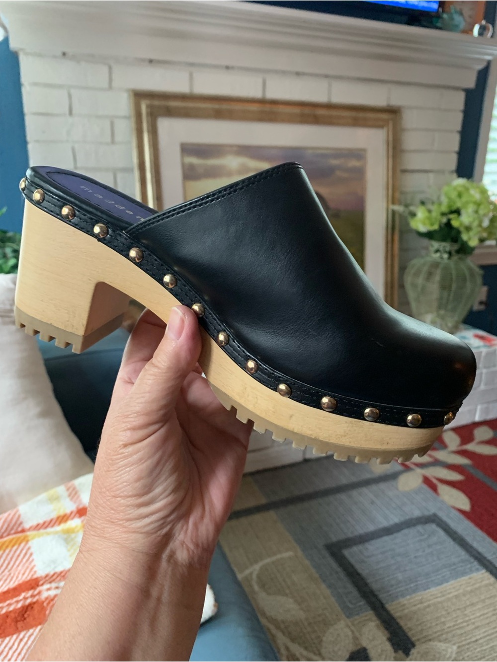 Madden Girl Fridayy Stunning Wood-Like Platform Clogs, 7 Medium
